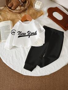 SHEIN 2pcs/Set Infant Toddler 0-3Y Unisex Baby Boy/Girl Printed Long Sleeve Crew Neck Top And Elastic Waist Pants Set, Baby Boy Sportswear Set, Toddler Printed Crew Neck Set, Baby Boy Autumn/Winter Outfit Black And White Baby Boy Outfit White Baby Boy Clothes Baby Street Wear Baby Casual Outfit Baby Boy Casual Set - Black - View 3