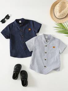 SHEIN 2件装/买一送一 男童休闲百搭立领拼接梭织宽松短袖蓝色衬衫套装，适合春夏、郊游、情人节、约会、旅行、度假、家庭聚会、返校、婚礼、晚宴、运动、生日派对等场合。 - 彩色 - 查看 4