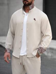 Manfinity Homme 男士长袖衬衫+松紧腰抽绳长裤套装，衬衫饰有刺绣，领口和袖口饰有佩斯利花纹。适合休闲、商务、正式场合、日常穿着、送礼。 - 卡其色 - 查看 4