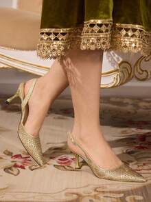 CUCCOO TILAWA Casual Commute Minimalist Pointed Toe Women Pumps - Gold - View 4