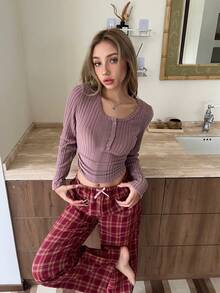 SHEIN 2pcs Women Casual Solid Color Round Neck Half Button Long Sleeve Top And Plaid Print Pants Pajama Set Winter Clothes - Dusty Pink - View 4