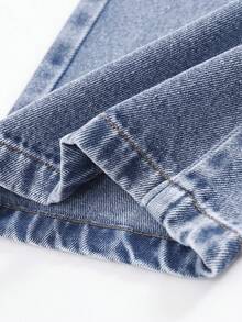 SHEIN ChillGRL 少女时尚爱心印花牛仔裤，适合春、夏、秋、冬四季穿着，中度水洗牛仔蓝，Y2K街头风，甜美可爱设计，休闲百搭的五口袋款式，配有松紧腰带和做旧细节。 - 中等水洗藍 - 查看 9