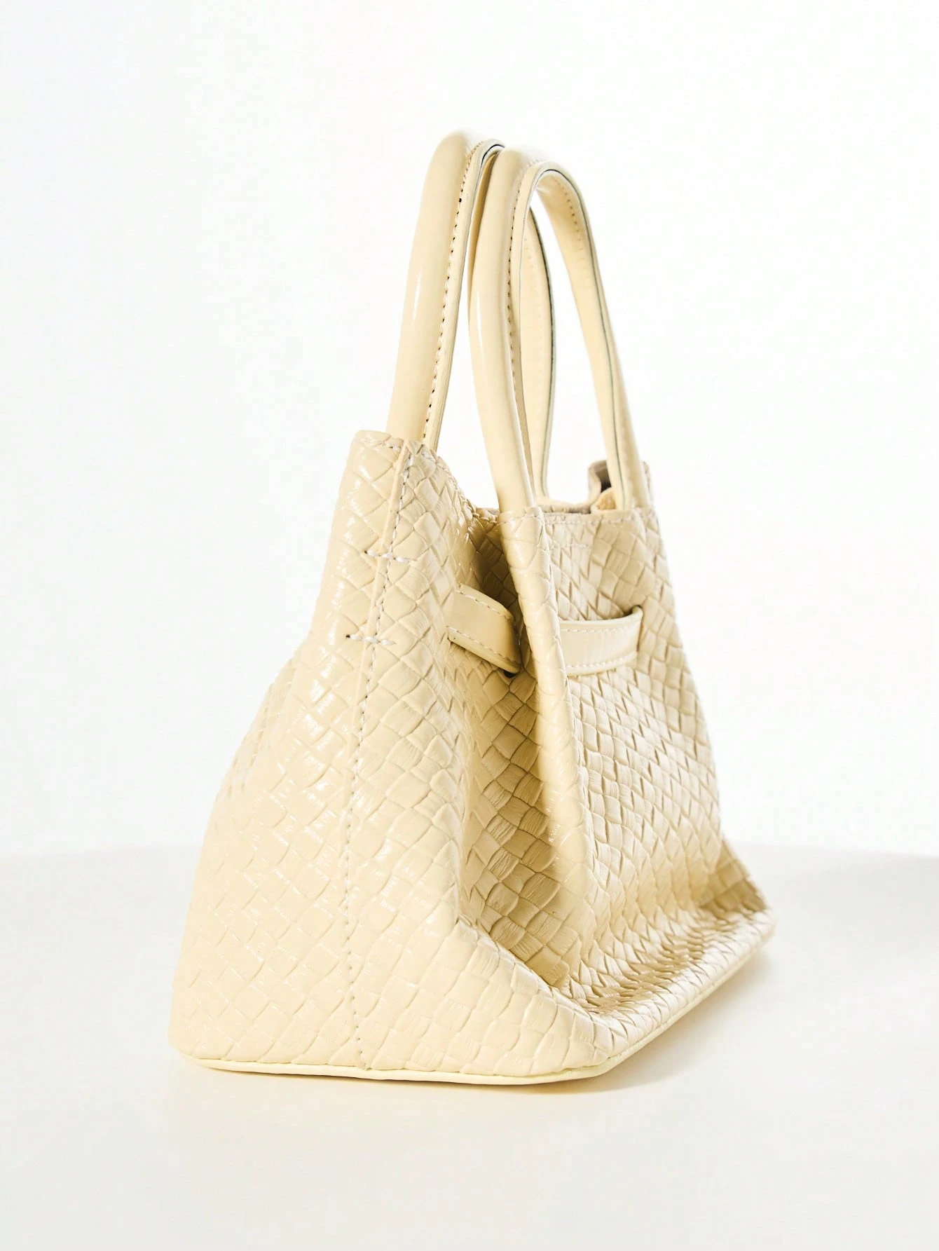 KIZN Mini sac à main texturé tissé avec boucle