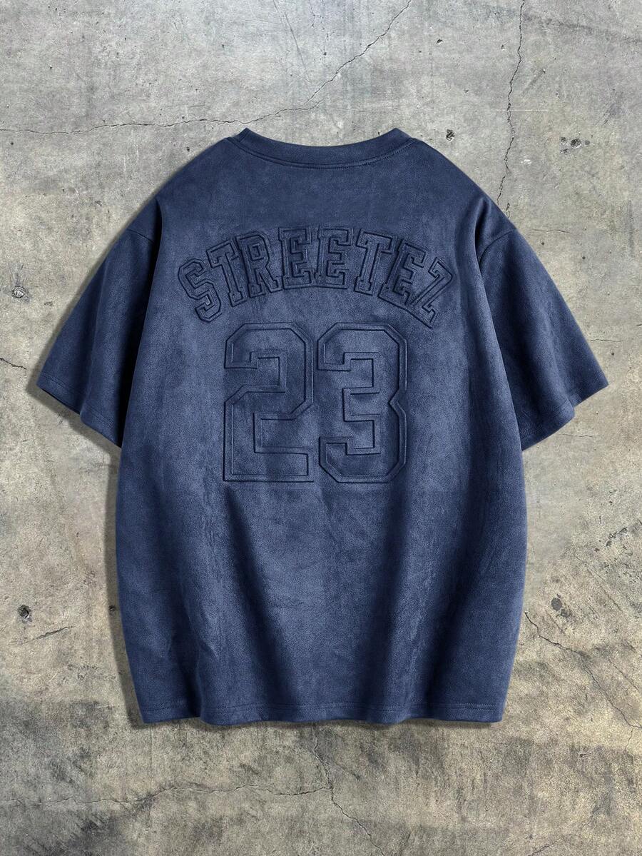 AXEPEAK 男士宽松版型压纹英文图案圆领短袖针织T恤 - 寶藍色 - 查看 1