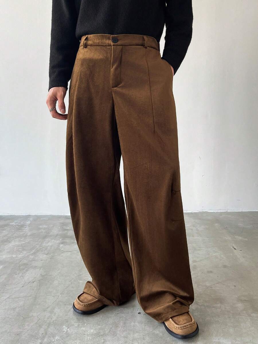 Manfinity EMRG Men's Casual Loose Pleated Cargo Pants,Coffee Brown,Autumn,Elegant,Work Streetwear Baggy Japanese Style Graphic Unisex Versatile Daily Trouser Gift - Brown - View 1