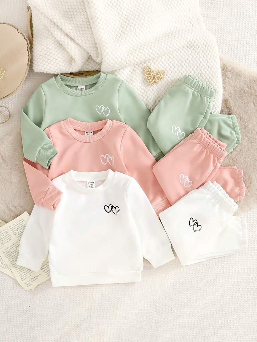 SHEIN 3pcs Baby Girls' Casual Comfortable Loose Fit Heart Print Long Sleeve Knit Sweatshirt + Loose Knit Pants Outfit Set, Autumn/Winter