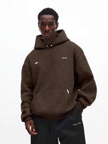 Áo hoodie SUMWON dáng ngắn, chất liệu giả da, kiểu chui đầu, có túi giữa và mũ có dây rút. - màu nâu - Xem 1