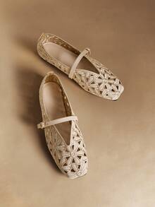 Rosivie 女士休闲百搭通勤镂空刺绣平底鞋 - 米色 - 查看 3