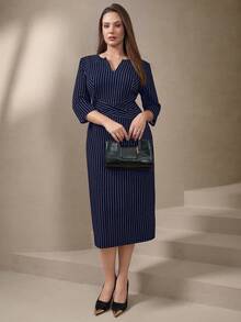 Chikora 大码女式中长款V领连衣裙，黑色七分袖黑白条纹铅笔裙，及膝V领通勤优雅修身连衣裙，办公室连衣裙，简约修身连衣裙 - 藏蓝色 - 查看 7