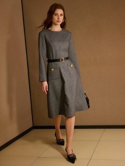 MOTF PREMIUM 羊毛纽扣装饰连衣裙