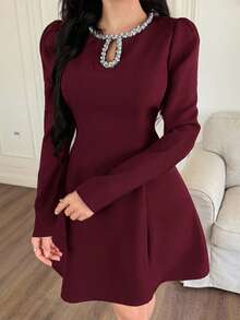 Feyla Elegant Rhinestone Decor Waist Cutout Neck Slim A-Line Short Dress, Suitable For Parties - Burgundy - View 4