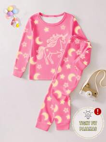 1set Snug Fit Young Girls Glow In Dark Loungewear - Pink Unicorn Star Moon Glow In Dark Loungewear Set Unicorn Star Moon Glow Print Design Pink Dreamy Color Round Neck Long Sleeve Top Pants Glow 2-Piece Set Social Media Style Dreamy 2026 New Year Holiday Essential Young Girls Unicorn Star Moon Glow In Dark Loungewear Set .This Product Requires UV Light Exposure To Glow. Unicorn Clothes For Girls - Pink - View 3