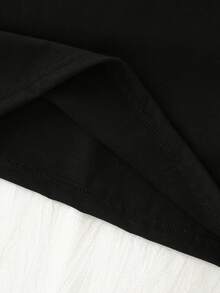 SHEIN Casuvi Kids 男童四季百搭休闲时尚创意个性清新简约精致数码67图案印花短袖T恤，舒适百搭，适合男童日常穿着 - 黑色 - 查看 5