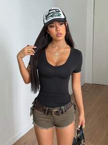 StreetHx 女士夏季V领紧身T恤，朋克亚文化动漫纯色基础款V领短袖修身T恤 - 黑色 - 查看 7