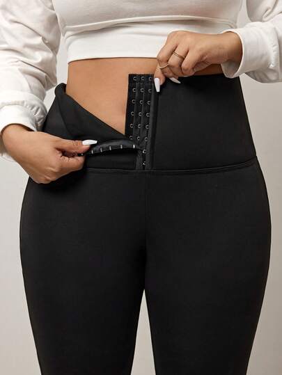 Enliva Plus Size Women Slim Fit Leggings, Autumn/Winter