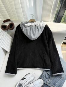 SHEIN Chaqueta regular de manga larga con capucha y 2 en 1 de color contrastante y rayas para mujer - Negro - Ver 2