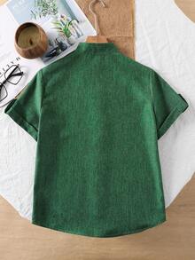 SHEIN 1 pièce Chemise à col montant décontractée de couleur unie kaki polyvalente à manches courtes pour garçons préadolescents, printemps/été