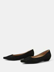 CUCCOO HITCHD 女士亮片尖头平底鞋，优雅浪漫，简约时尚，舒适百搭，暗黑哥特风基础款黑色亮片平底鞋，适合搭配连衣裙，出席婚礼、派对、节日（万圣节、圣诞节、感恩节）等场合。 - 黑色 - 查看 9