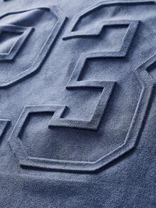 AXEPEAK 男士宽松版型压纹英文图案圆领短袖针织T恤 - 寶藍色 - 查看 5