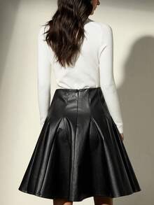 Aveloria Modichic Retro European Style Casual Patchwork Faux Leather PU Skirt - Black - View 6