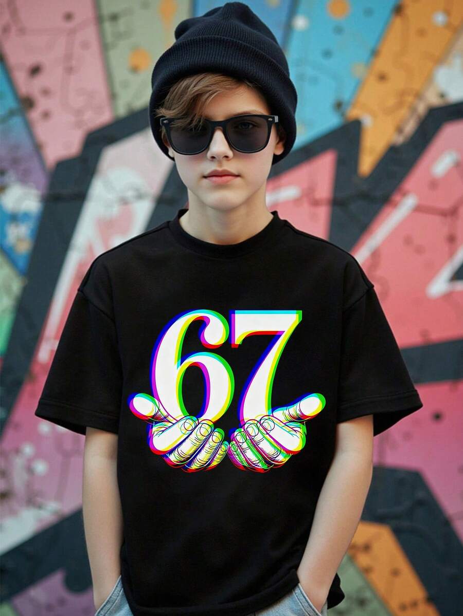 SHEIN 男童休闲创意数字67图案印花百搭短袖T恤,舒适日常穿着,适合所有季节 - 黑色 - 查看 1