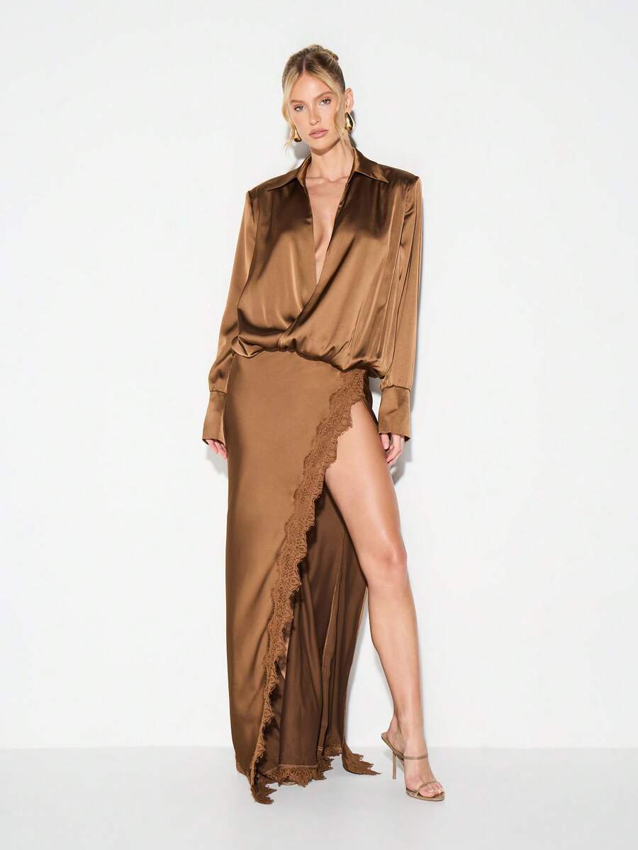 KIZN Váy Maxi Satin Sang Trọng Cài Nút Phía Trước Với Viền Ren Tinh Tế Và Đường Xẻ Cao Bên Hông Cho Những Buổi Tối - Màu đỏ tím - Xem 1