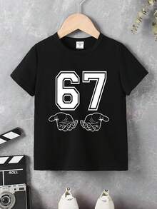 SHEIN Casuvi Kids 男童四季百搭休闲时尚创意个性清新简约精致数码67图案印花短袖T恤，舒适百搭，适合男童日常穿着 - 黑色 - 查看 3