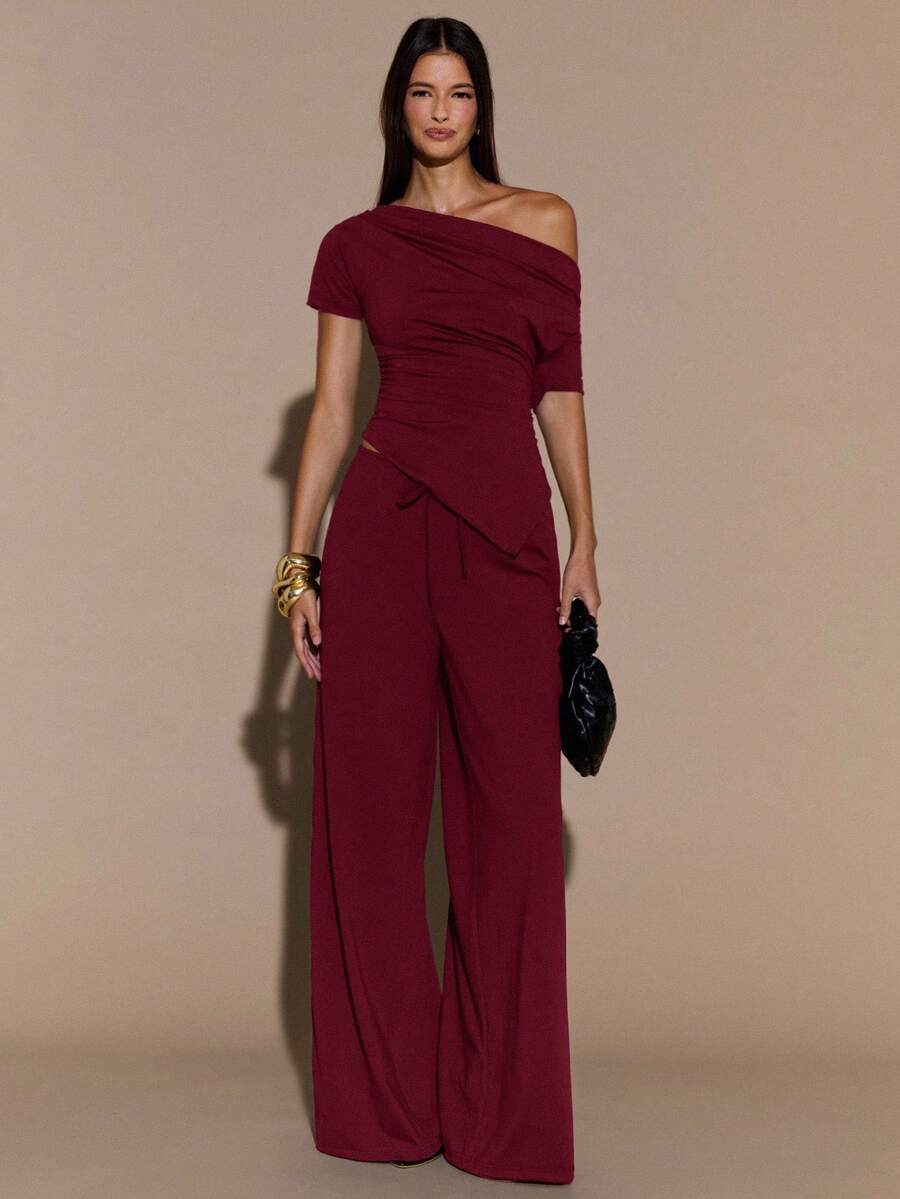 SHEIN BAE Autumn/Winter Solid Brown Sexy Asymmetric Neck Women Short Sleeve Top & Pants 2-Piece Set Autumn/Winter Thermal Thermal Lining Women's Knit 2-Piece Set Basic Knit Women's Asymmetric Neck Top - Burgundy - View 1