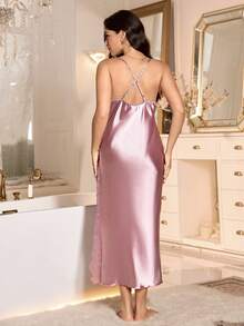 LuxeNights Bộ đồ ngủ hai dây cổ khoét sâu ren xẻ cao và áo choàng Bộ đồ ngủ satin Áo choàng satin dài Váy ngủ satin, Quần áo mùa thu và mùa đông - Màu Lilac Tím - Xem 2