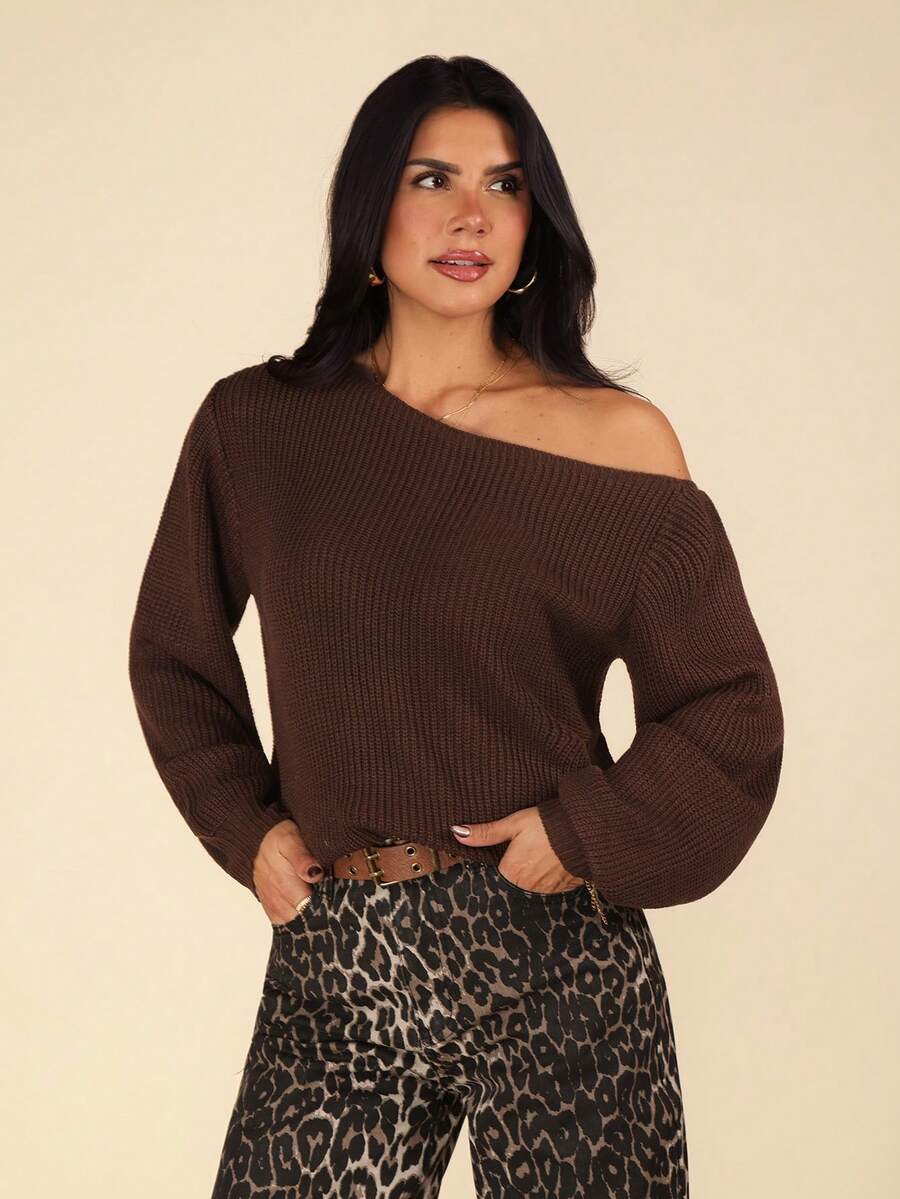 Coeurva Suéter casual y versátil de unicolor con cuello asimétrico y mangas farol - Café integral - Ver 1