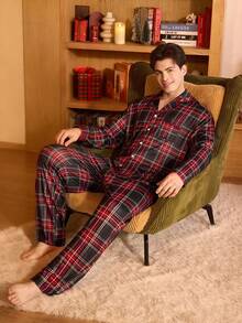 CoupledUp 男士休闲格子印花翻领纽扣长袖上衣和裤子睡衣套装，秋冬情侣睡衣套装，男士家居服套装，男士睡衣套装，圣诞节 - 彩色 - 查看 7