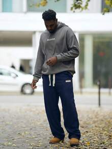 Heavens Edit 男士字母图案口袋落肩连帽衫，适合秋季 - 深灰色 - 查看 4