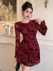 DAZY Robe mi-longue femme à col rond, manches raglan, taille cintrée, coupe ajustée, imprimé vintage - Rouge - Voir 7