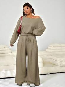 Solflare Plus Size Women Solid Color Asymmetric Neck Long Sleeve Sweatshirt And Pants Casual 2 Pieces Set - Khaki - View 5