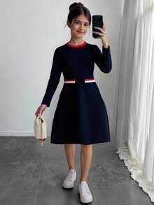 SHEIN Robe en tricot à col rond manches longues bleu marine casual avec blocs de couleur pour préadolescentes - Bleu azur - Voir 1