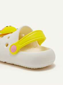 Cozy Pixies 1 Pair Cute Bee Design Breathable Slip-On Sandals, Versatile For Summer, Daily, Outdoor, Beach, Indoor, Infant - White - View 5