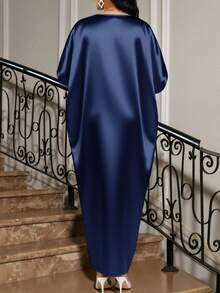 SHEIN Lady 四季皆宜的节日礼服/婚礼宾客/礼服/舞会礼服/金色/晚宴礼服/金色女士缎面提花前开衩连衣裙，休闲派对优雅 - 藏蓝色 - 查看 2