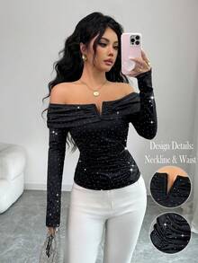 Elenzga Camiseta de manga larga con hombros descubiertos, cintura ajustada y decoración de rhinestones, elegante y minimalista, adecuada para citas en otoño/invierno - Negro - Ver 1