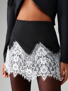 MISSGUIDED Mini Skirt With Eyelash Lace Hem Detail High Waisted Bodycon Style Perfect For Fall Winter Party Events Special Occasions - Black and White - View 4