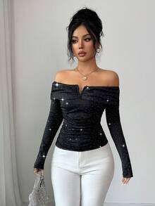 Elenzga Camiseta de manga larga con hombros descubiertos, cintura ajustada y decoración de rhinestones, elegante y minimalista, adecuada para citas en otoño/invierno - Negro - Ver 6