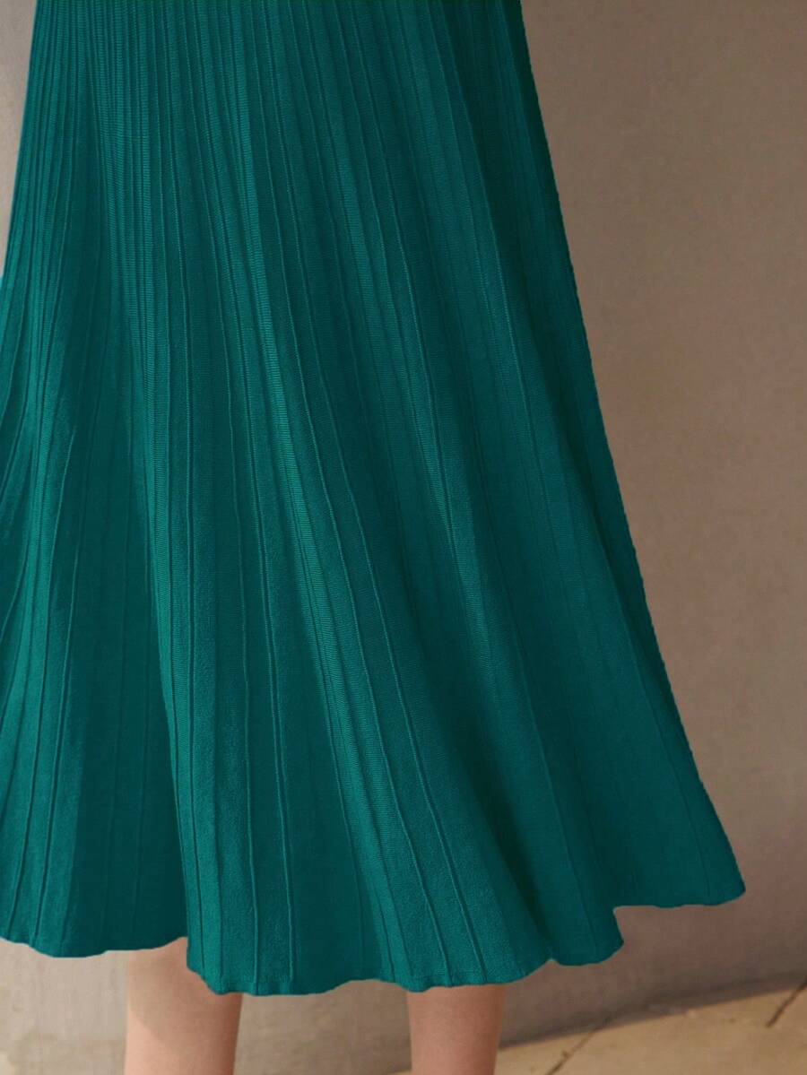 MOTF PREMIUM TEXTURED BIAS CUT TUBE DRESS - Dark Green - View 2