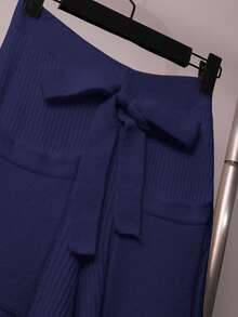 Franclia 两件套女士休闲纯色针织衫套装，包括一件翻领纽扣开衫和一条前蝴蝶结口袋针织裤。 - 藏蓝色 - 查看 4