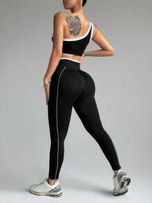 SHEIN Sports 一套无缝单肩上衣，交叉腰带设计，搭配七分柔软修身长裤，女士运动瑜伽跑步健身套装 - 黑色 - 查看 2