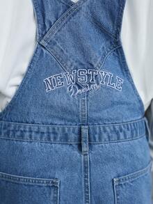 Manfinity Hypemode Men's Casual Multi-Pocket Chest Protector Denim Bib Overalls, Streetwear Style - Light Wash - View 5