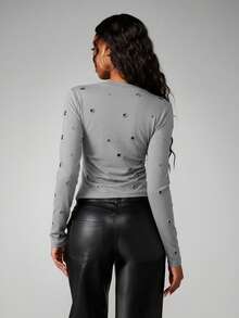 MISSGUIDED Metallic Eyelet Detail Long Sleeve Fitted Top With Grommets Round Neck Pullover - Grey - View 2