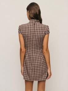 Nöista Spring Break Outfits Dress Features A Retro, Neo-Chinese Style, A Cheongsam Silhouette, A Stand Up Collar, A Slanted Lapel, HandMade Button Detailing. The Buttons Are A Bright, Creating A Striking Contrast Against The Checke Background, Adding A Visual Focal Point, A Touch Of Chinese Flair. The Slim Fit Emphasizes The Woman's Curves. The High Side Slit, Diagonal Rows Of Buttons Create A Playful, Lively Effect. - Coffee Brown - View 4