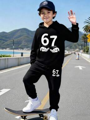 SHEIN Fantacosmos 2 Stücke/Set Jungen Lässig Stylish Kreativ Personalisiert Frisch Hochwertig Einfaches Numerisch 67 Hand Haltend Design Bedruckter Hoodie und Jogginghose Set, Komfortabel Gemütlich Herbst & Winter Stile Geeignet für Herbst/Winter