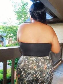 Enliva Damen Lässig Bandeau Top in Unifarbe in Große Größen - Schwarz - Übersicht 2