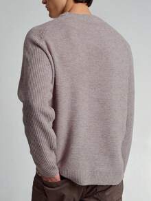 Manfinity Homme 男士纯色简约圆领长袖毛衣，休闲日常秋冬高领男士羊绒衫，男士针织衫，男士针织衫，高领男士针织衫，男士毛衣，羊绒男士圆领男士针织衫 - 卡其色 - 查看 4