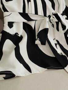 GlowEve 女式圆领印花衬衫（腰带款）